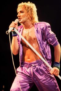 Photo of Rod Stewart.